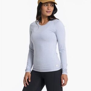 Vuori Long-Sleeve Lux Crew - Size S - Platinum Heather